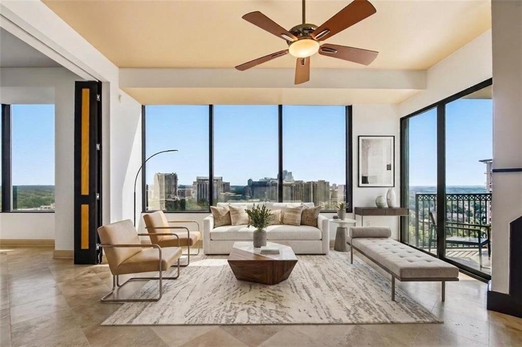 Condo in Atlanta, Georgia, United States 1 - 18230647