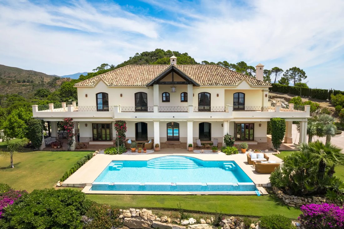 Villa in Estepona, Andalusia, Spain 2 - 18321047
