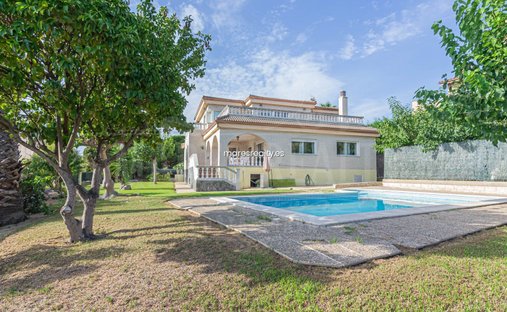 Haus in Lloret de Mar, Katalonien, Spanien 1