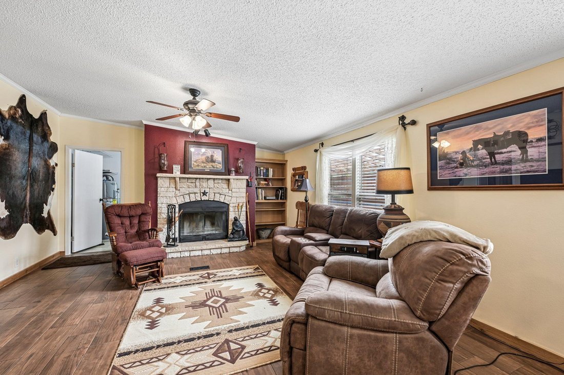 Elgin, Texas, United States 5 - 18321651