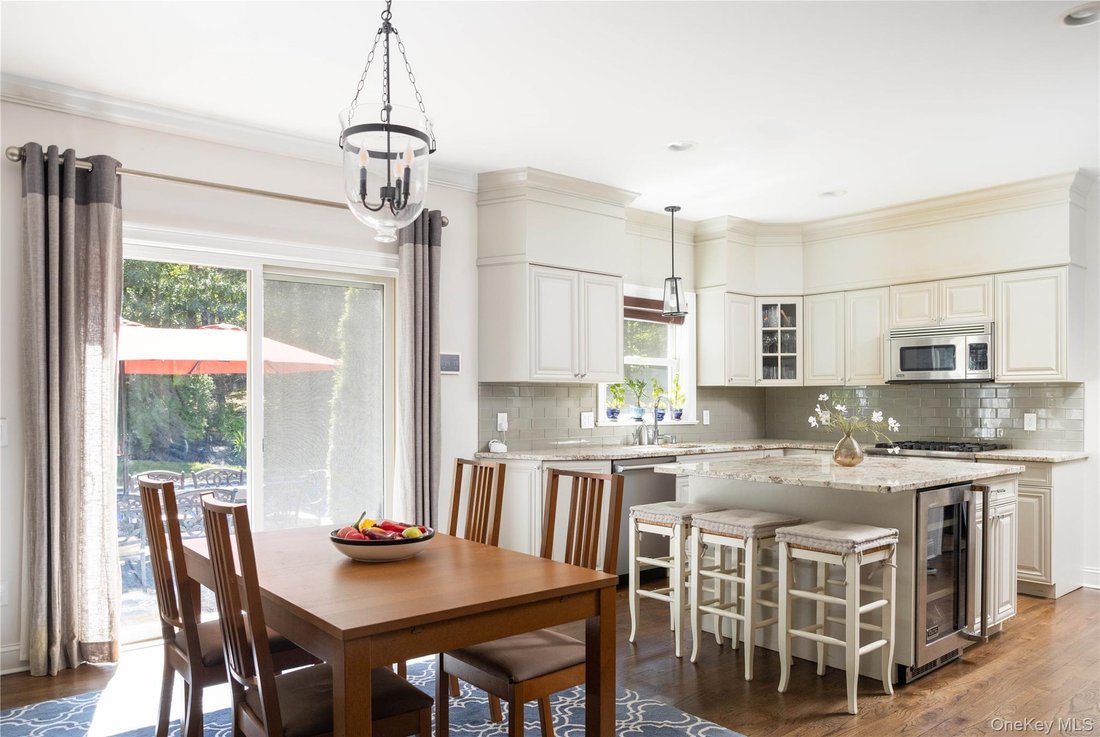 House in Hampton Bays, New York, United States 5 - 18318027