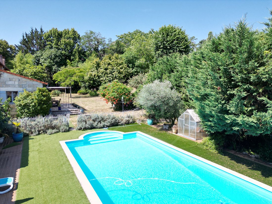 Villa in Guitres, Nouvelle-Aquitaine, France 3 - 18321527