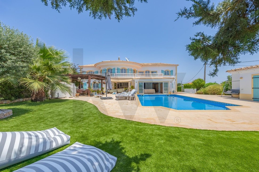 Villa in Guia, Algarve, Portugal 1 - 18319047