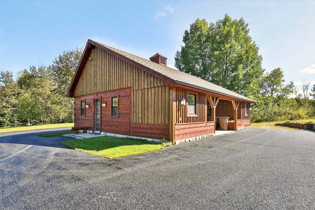 House in Arundel, Quebec, Canada 5 - 16217014
