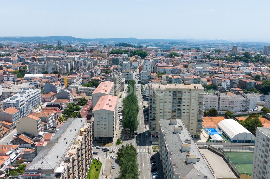 Apartment in Cedofeita, Santo Ildefonso, Se, Miragaia, Sao Nicolau e Vitoria, Porto District, Portugal 4 - 18322837