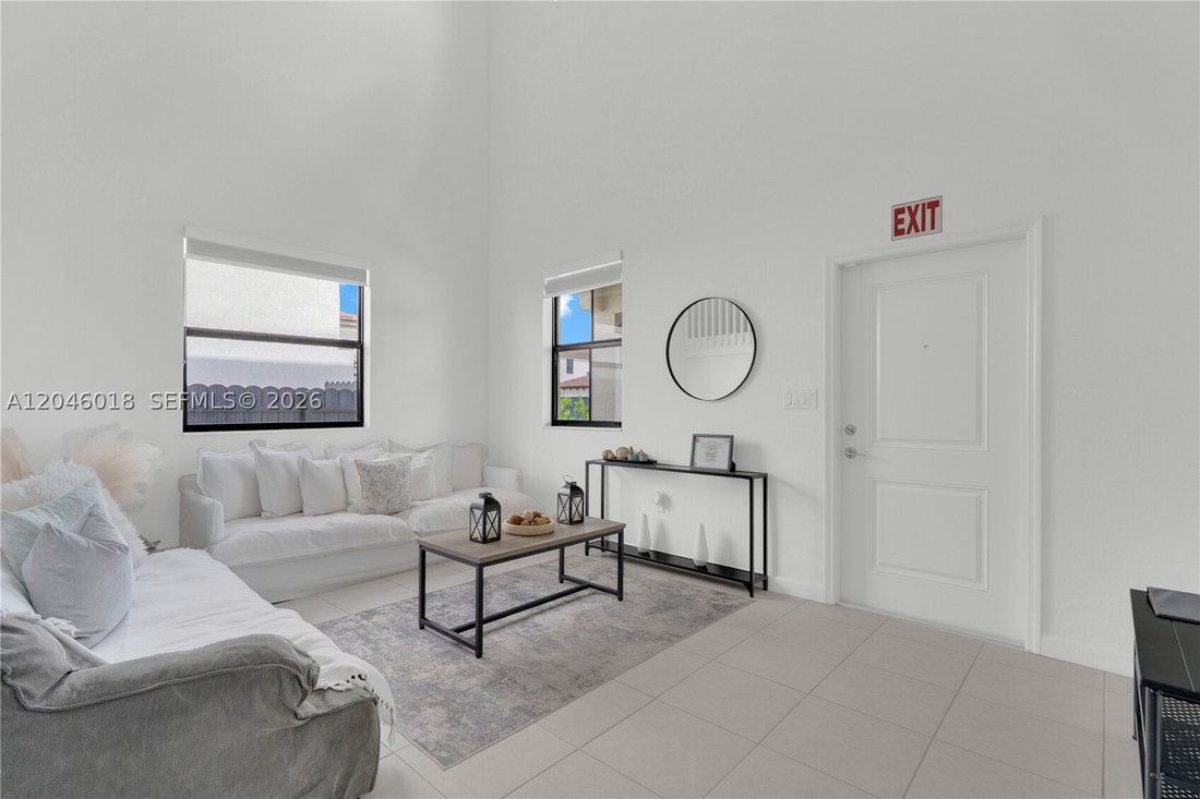 Casa a Miami, Florida, Stati Uniti 4 - 18318262