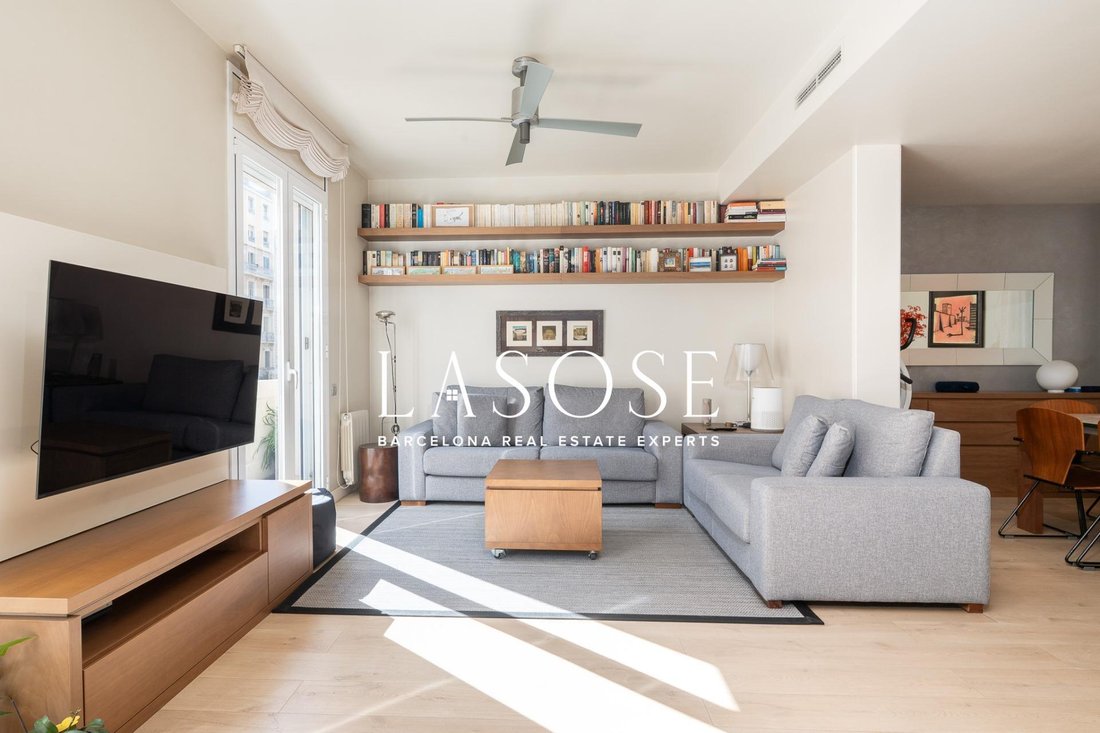 Apartment in Eixample, Barcelona, Spain 3 - 18320129