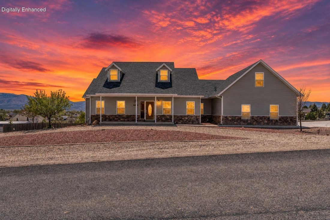 House in Cedar City, Utah, United States 1 - 17859615