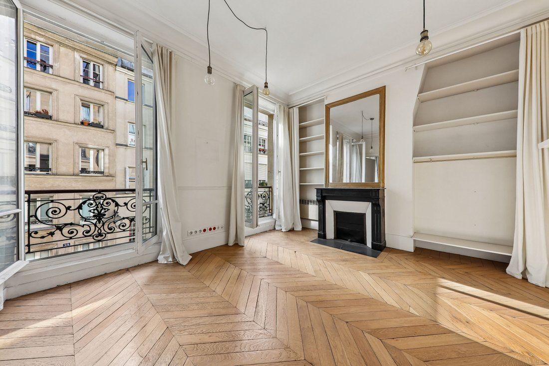 Apartment in Sorbonne, Paris 5e Arrondissement, Paris 1 - 18320048