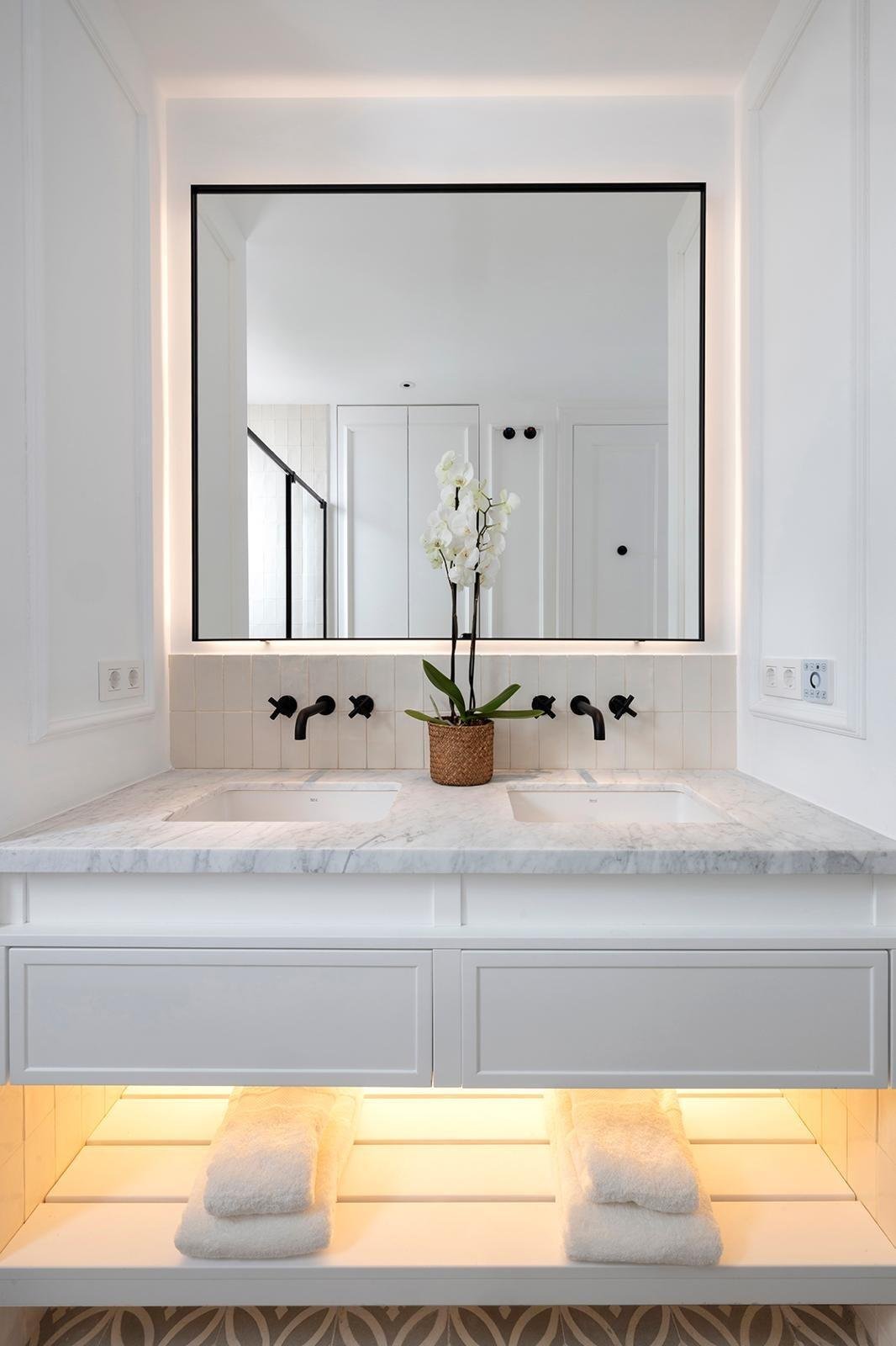 Apartment in Eixample, Barcelona, Spain 5 - 18321104