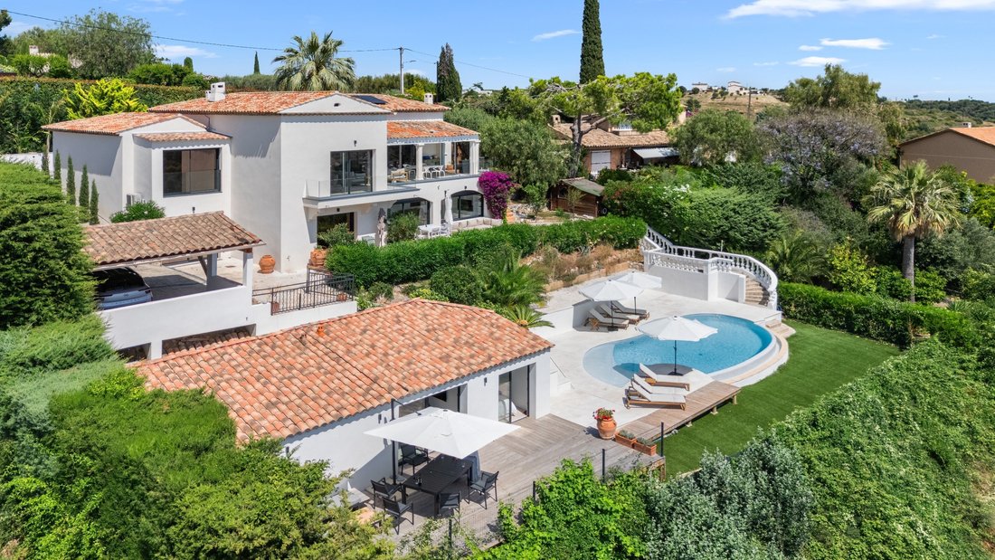Maison à Saint Jean-La Gare, Cagnes-sur-Mer, France 2 - 18322811