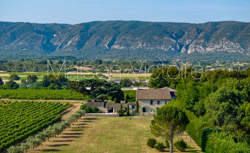 Casa en Cabrières-d'Avignon, Provenza-Alpes-Costa Azul, Francia 1
