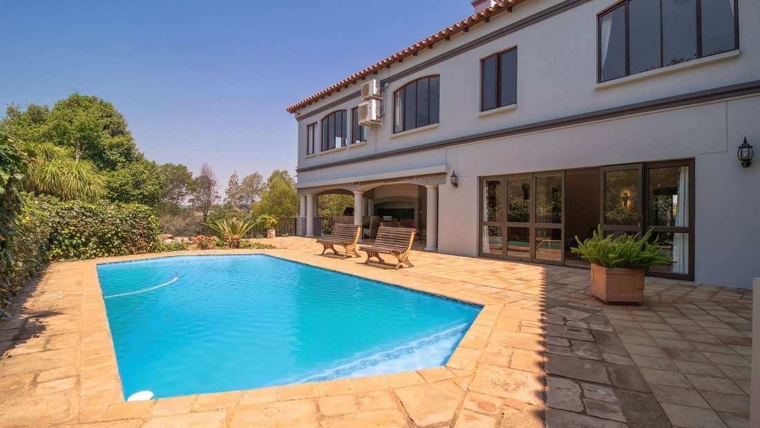 House in Mooikloof, Gauteng, South Africa 2 - 16403465