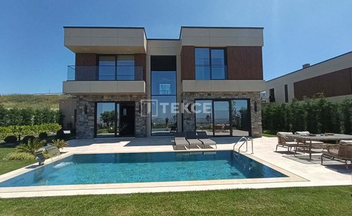 Villa in Karaagaç, İstanbul, Turkey 1
