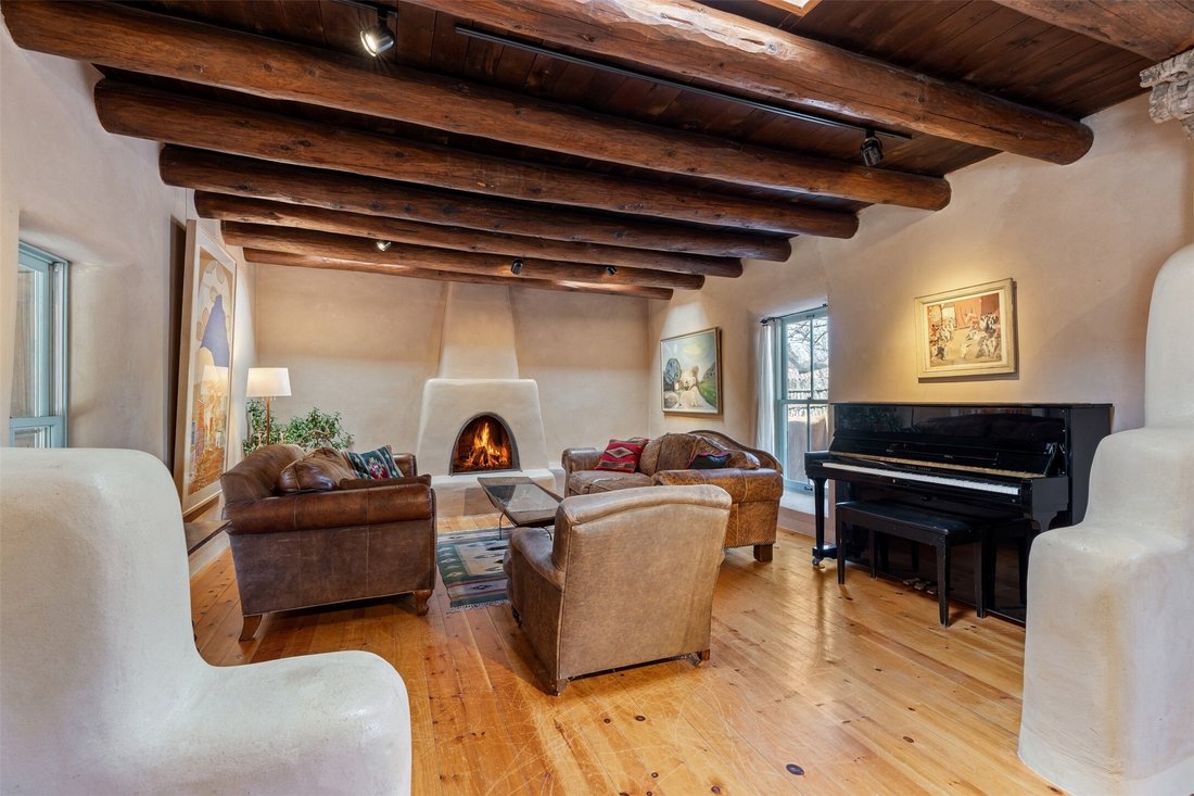 House in Santa Fe, New Mexico, United States 4 - 18321420