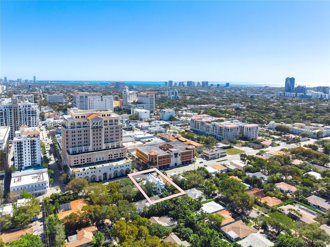 Townhouse in Coral Gables, Florida, United States 3 - 17383976