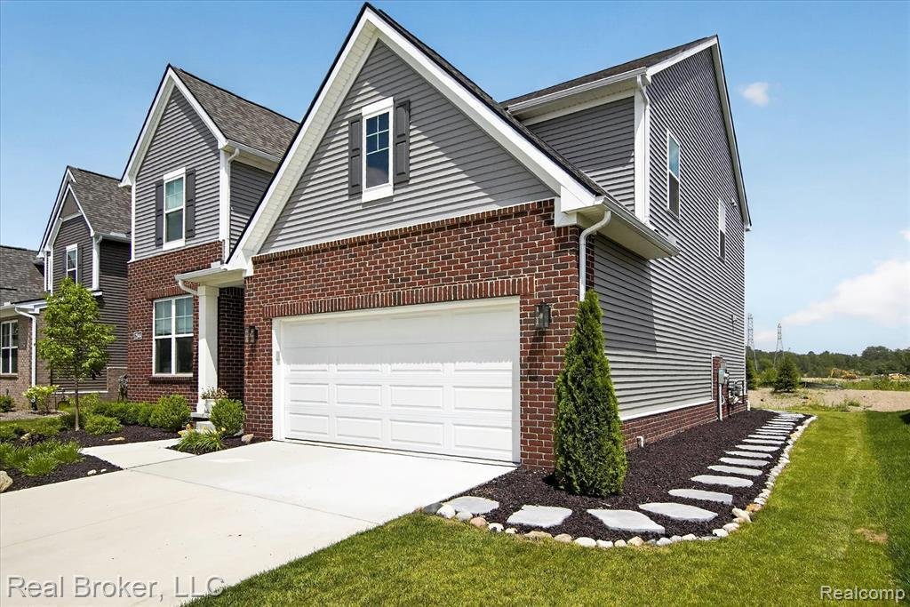House in Wixom, Michigan, United States 2 - 18318753
