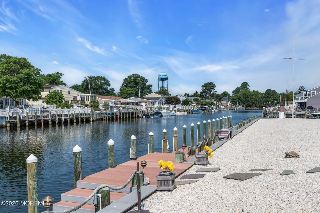 House in Barnegat Township, New Jersey, United States 2 - 18320781