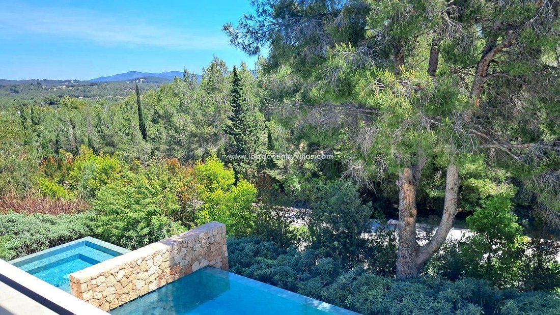 Villa in Roca Llisa, Santa Eularia des Riu, Balearic Islands 3 - 17974850