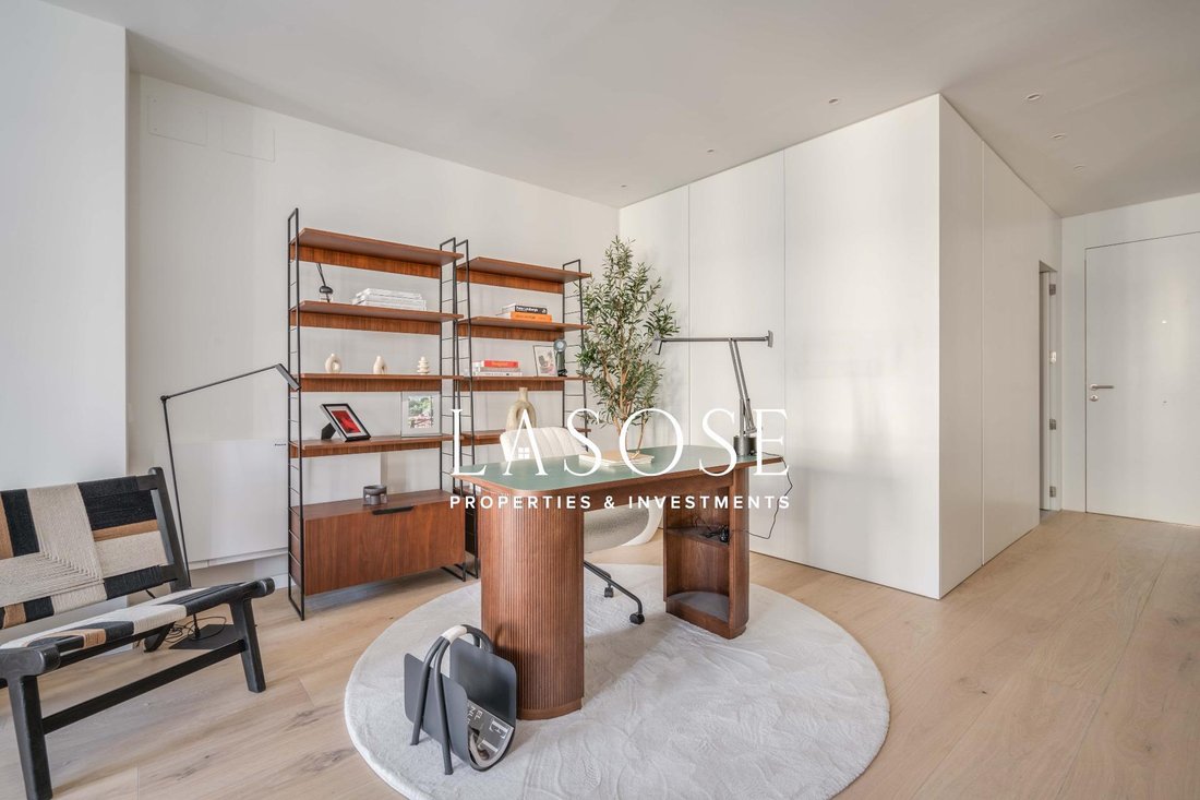 Apartment in Eixample, Barcelona, Spain 4 - 18319634