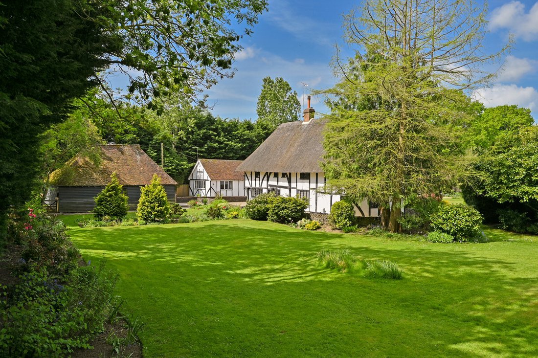 House in Smarden, England 2 - 18323152