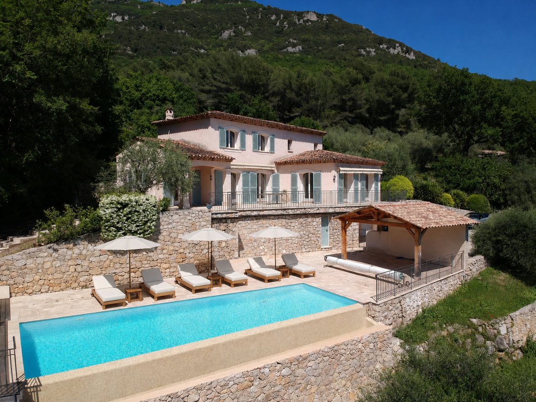 Villa in Tourrettes-sur-Loup, Provence-Alpes-Côte d'Azur, France 1 - 18321679