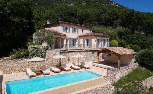 Villa in Tourrettes-sur-Loup, Provence-Alpes-Côte d'Azur, France 1