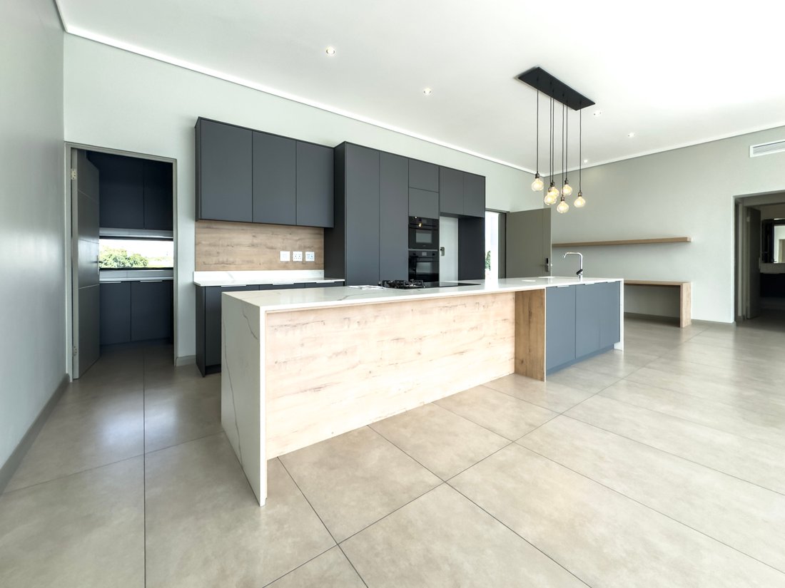 Apartment in Olifantsfontein 410-JR, Gauteng, South Africa 1 - 18319939