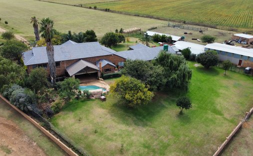 Farm Ranch in De Deur, Gauteng, South Africa 1