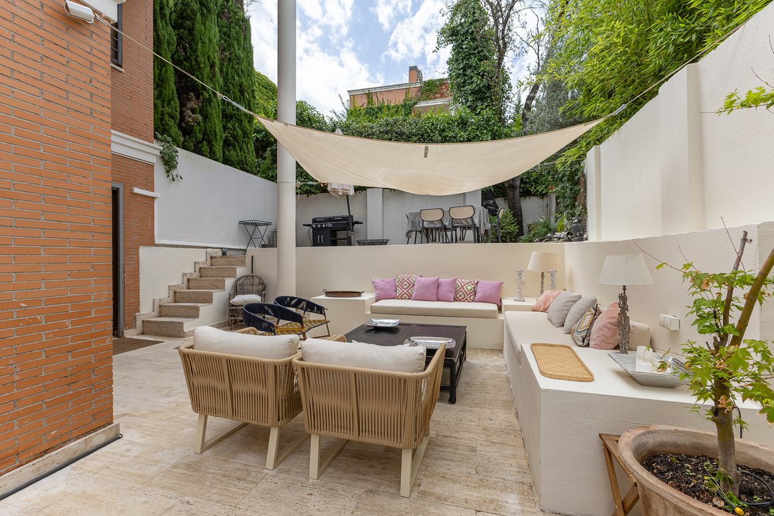 Maison à Aravaca, Madrid, Espagne 1 - 18322769