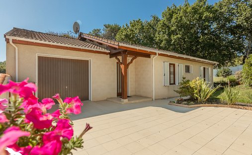 Villa in Cazaux, La Teste-de-Buch, France 1
