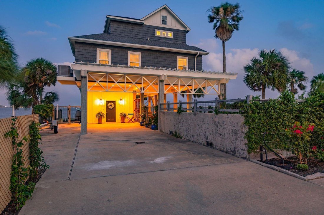 House in Galveston, Texas, United States 3 - 18322678
