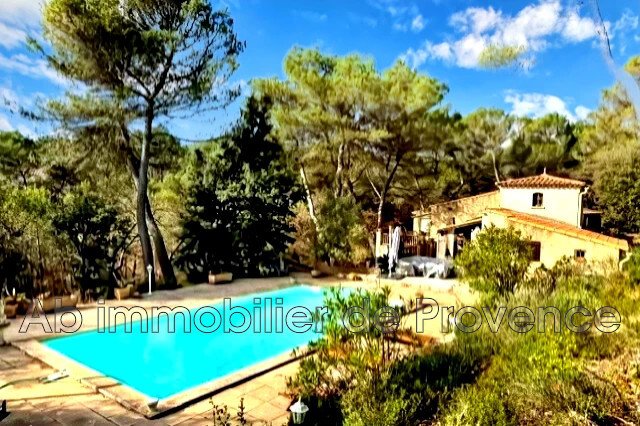 Villa in Rognes, Provence-Alpes-Côte d'Azur, France 1 - 17802546