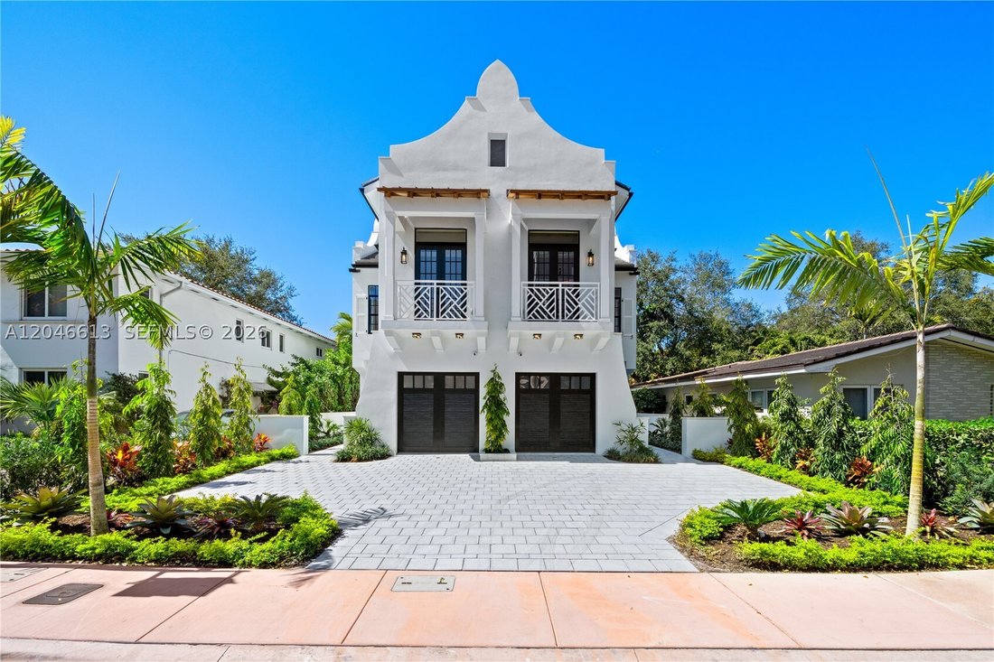 Townhouse in Coral Gables, Florida, United States 2 - 18321817