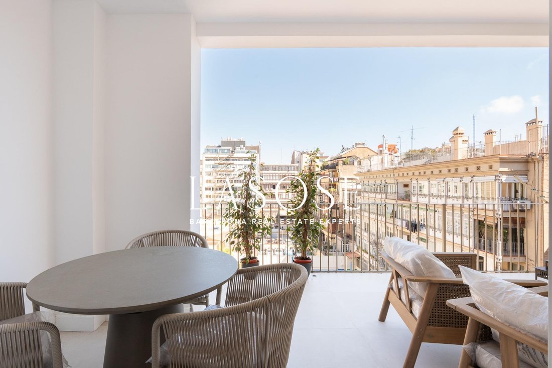 Apartment in Eixample, Barcelona, Spain 4 - 18320093