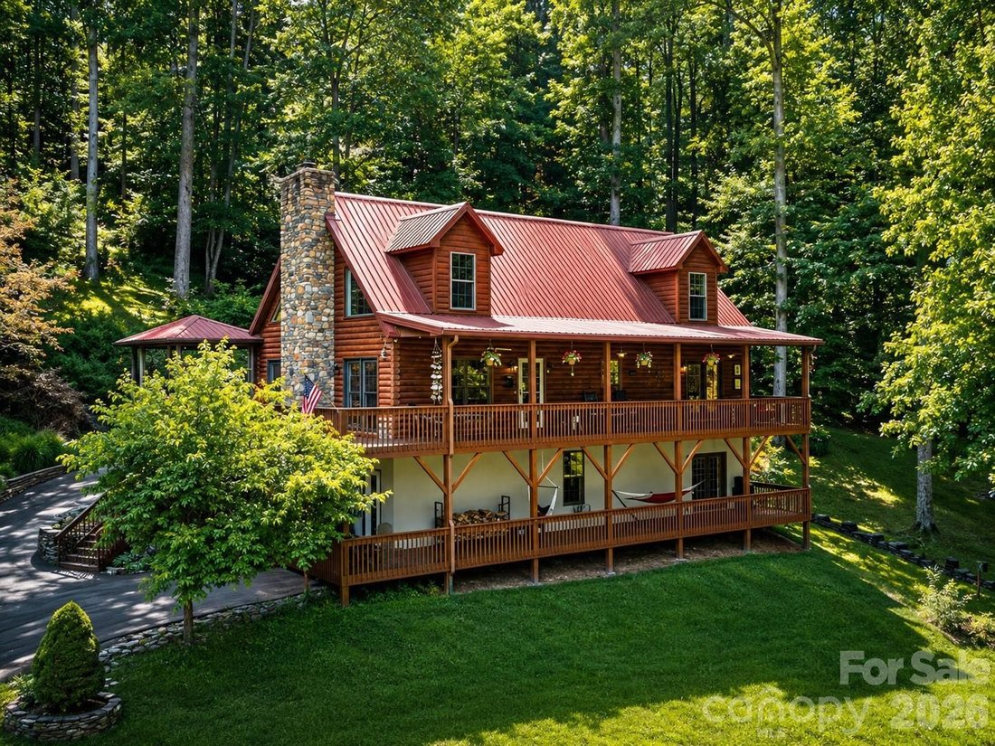 House in Weaverville, North Carolina, United States 1 - 17549059