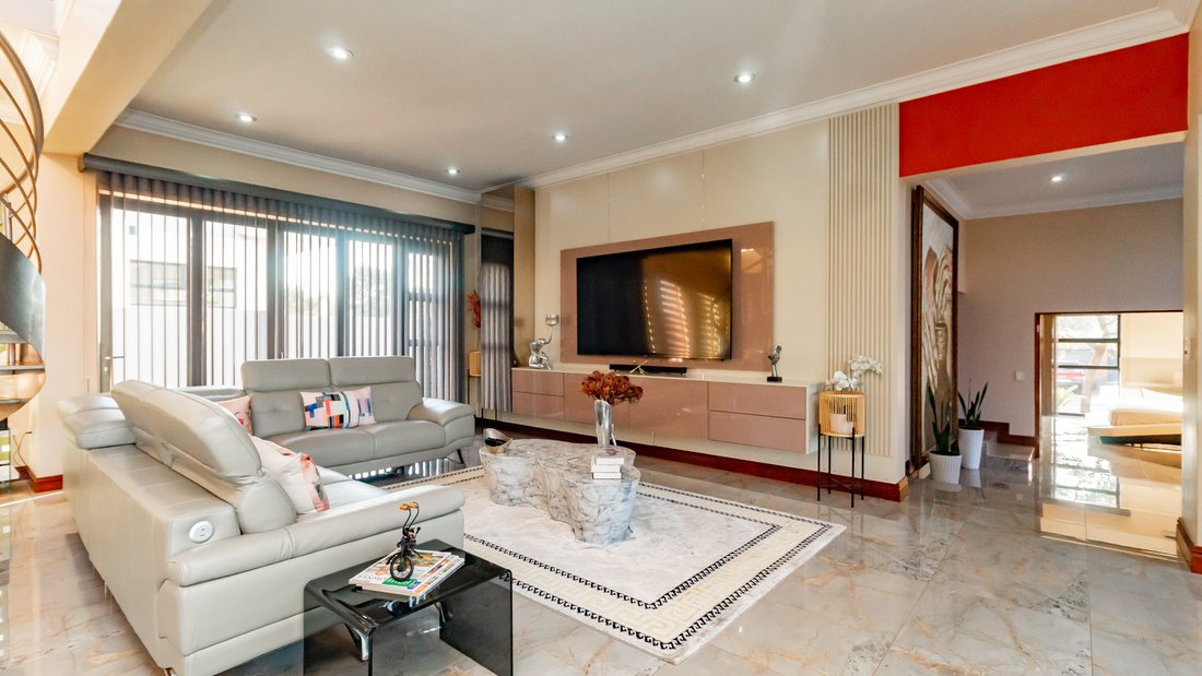 Country House in Mooikloof Glen, Gauteng, South Africa 4 - 18150617
