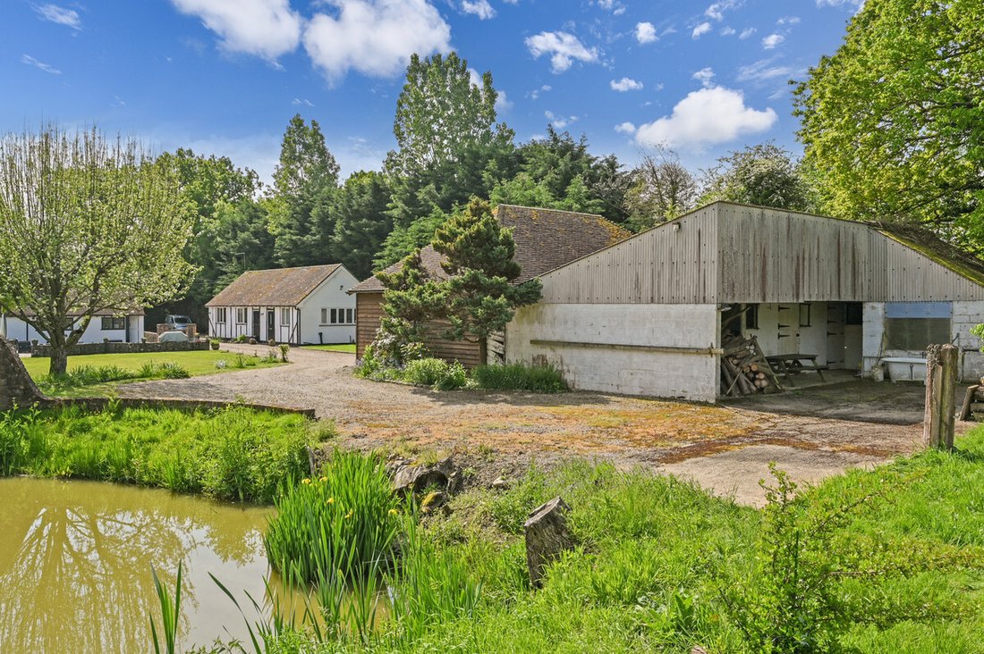 House in Smarden, England 5 - 18323152