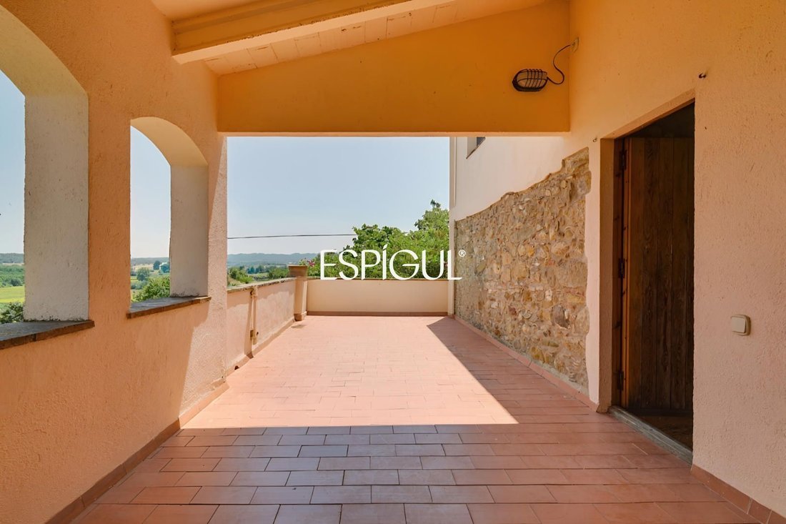 Villa in la Bisbal d'Emporda, Catalonia, Spain 4 - 18322631