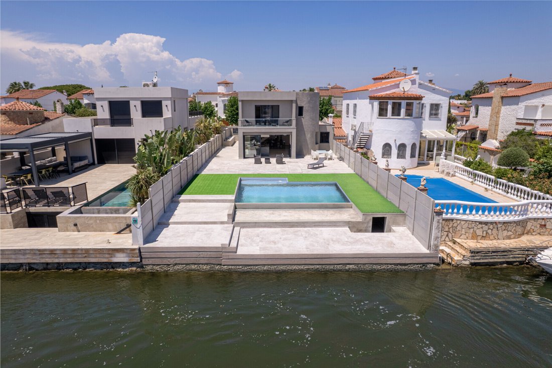 House in Empuriabrava, Catalonia, Spain 1 - 18317871