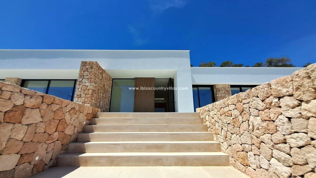Villa in Roca Llisa, Santa Eularia des Riu, Balearic Islands 3 - 17974838