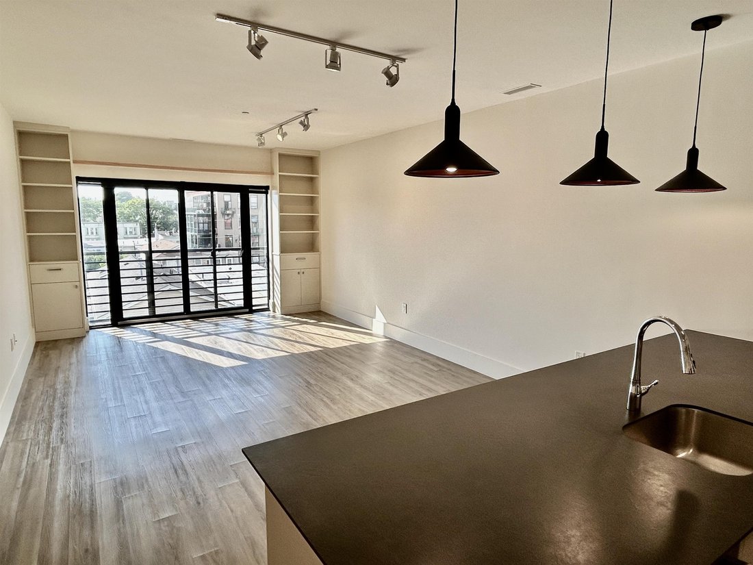 Condo in Jersey City, New Jersey, United States 2 - 18322477