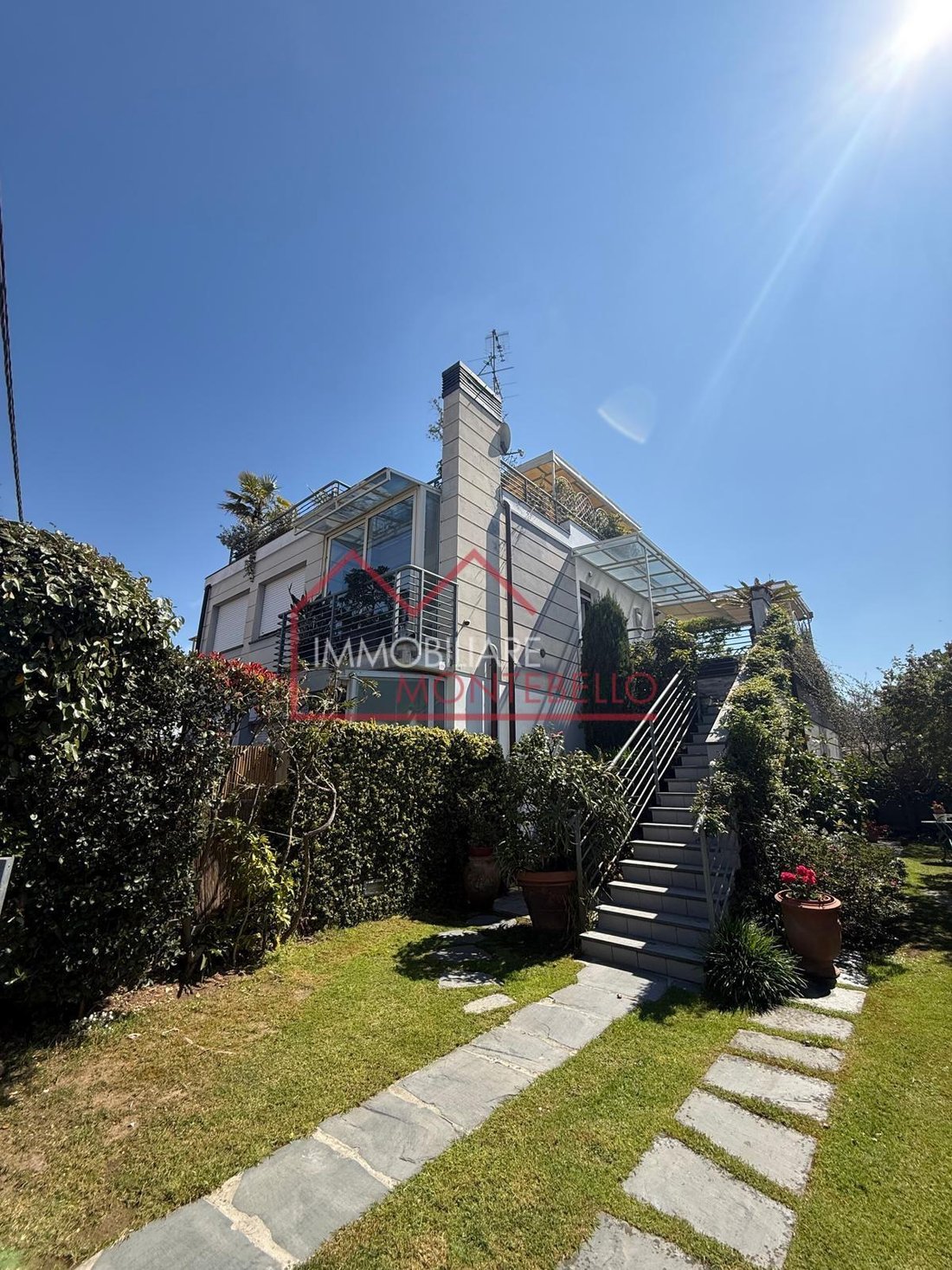 Penthouse in Camaiore, Tuscany, Italy 1 - 18321403