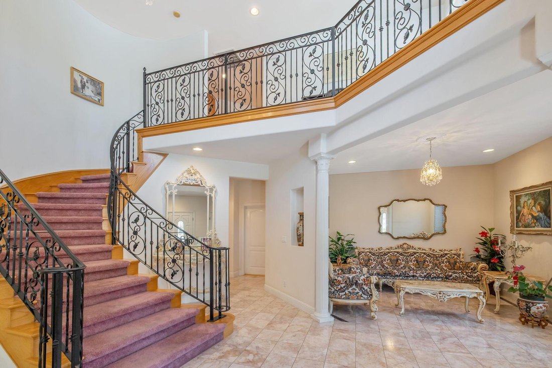 House in Visalia, California, United States 2 - 18319497