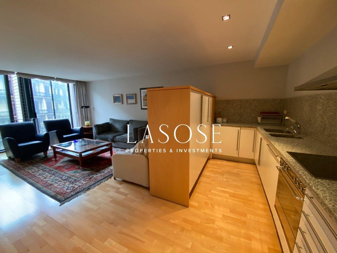 Apartment in Eixample, Barcelona, Spain 4 - 18319734