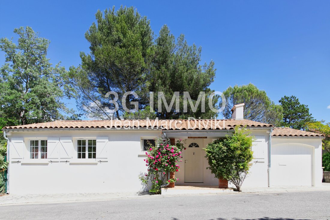 Villa in Granettes-Jauberte-Sainte Anne, Aix-en-Provence, France 2 - 18321710