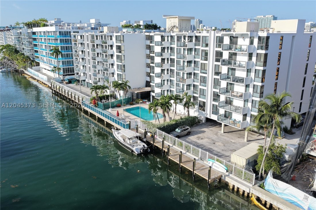 Condo in Bal Harbour, Florida, United States 3 - 18321783