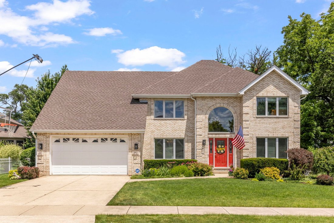 House in Glen Ellyn, Illinois, United States 1 - 18322330