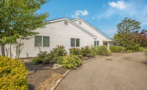 House in Melville, New York, United States 1