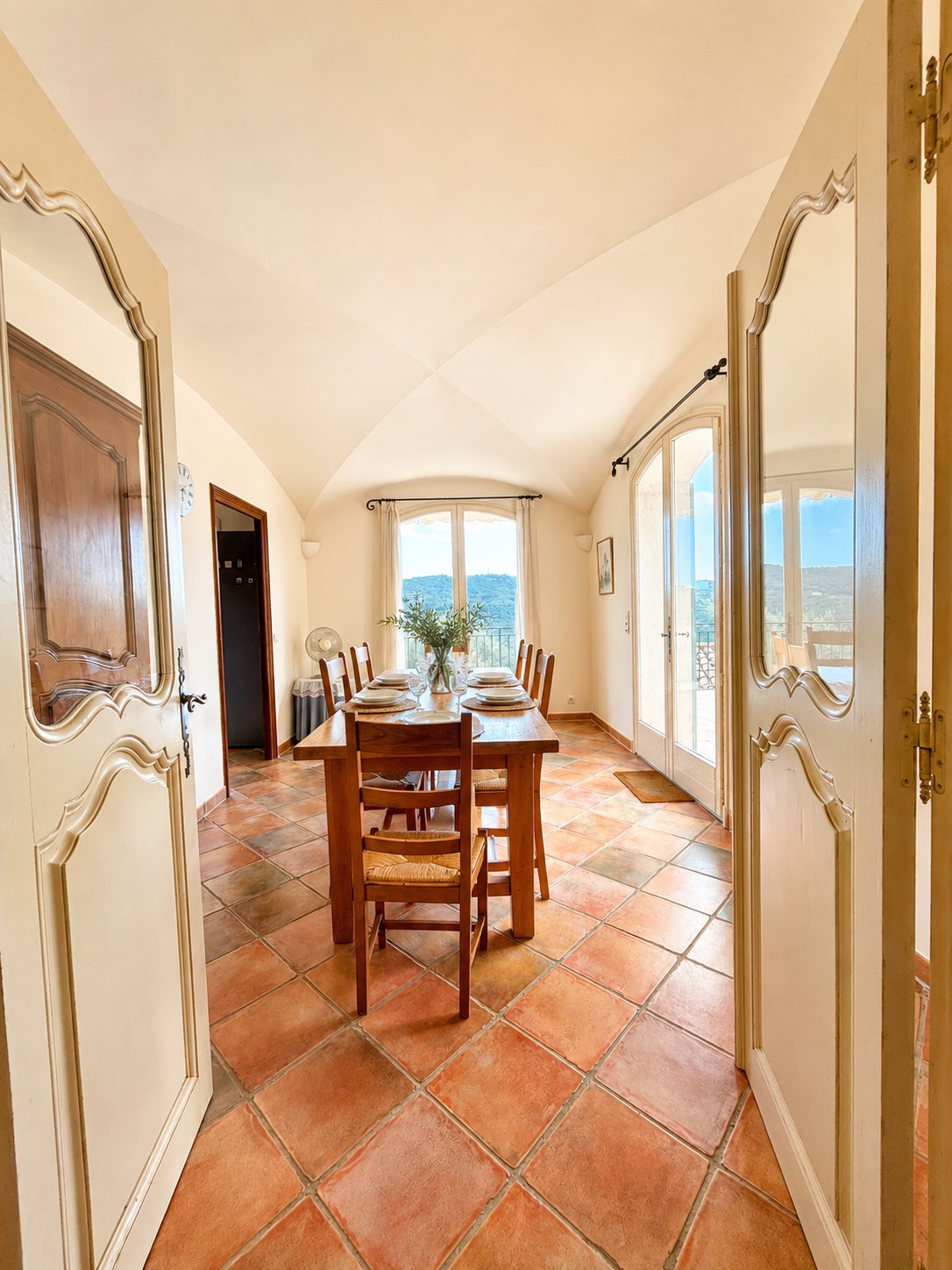 Villa in Tourrettes-sur-Loup, Provence-Alpes-Côte d'Azur, France 5 - 18321679